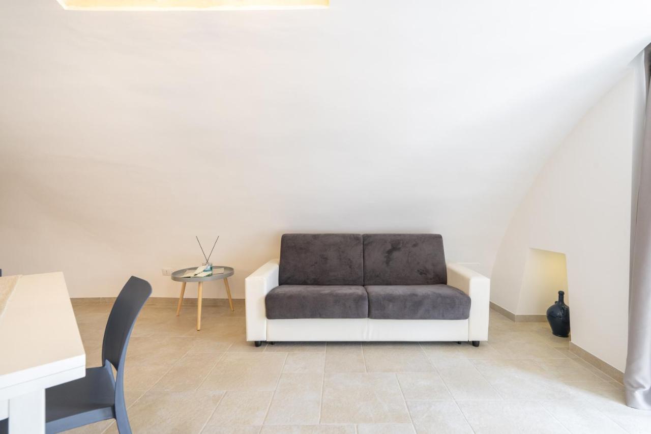 Suite La Scala Del Borgo Cisternino Esterno foto