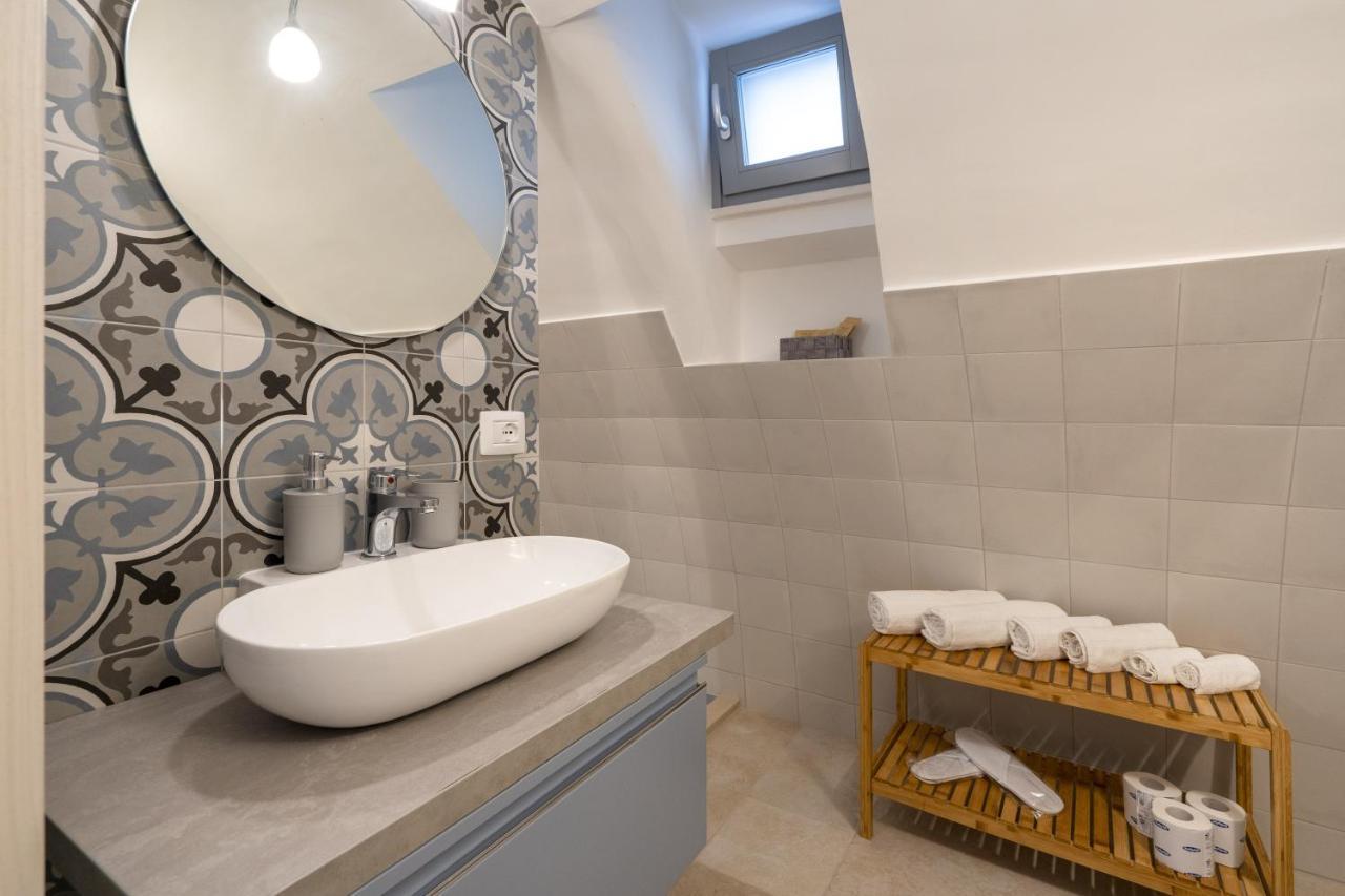 Suite La Scala Del Borgo Cisternino Esterno foto